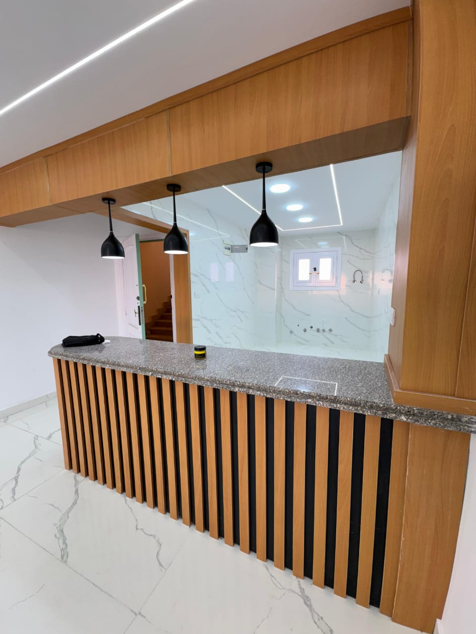 شاليه للبيع اول علوي فيو بحر وحمام سباحه بالساحل الشمالي قرية مارينا فلاورز 