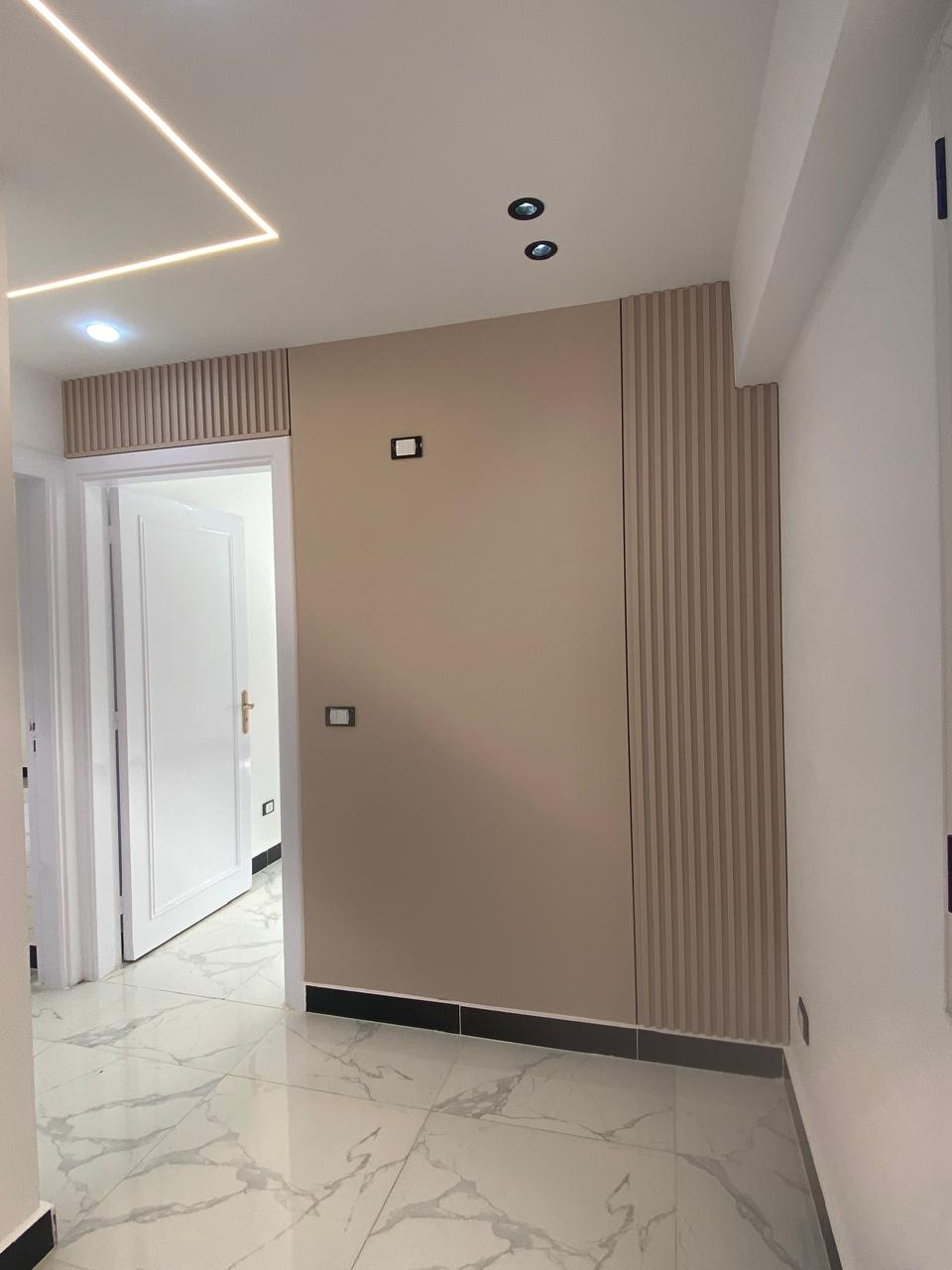 شاليه جميل جدا للبيع بالتقسيط تشطيب عالي جدا في قريه هايدي الساحل الشمالي